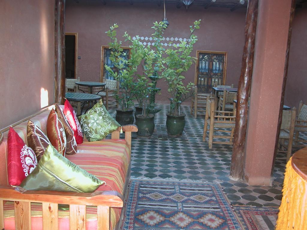 Kasbah Petit Nomade Bed & Breakfast Tinghir Exterior photo